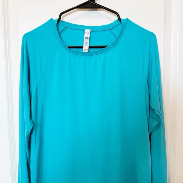 Alo Yoga Womens Long Sleeve Top Small Athletic Gym Training Yoga Athleisure - Image 2