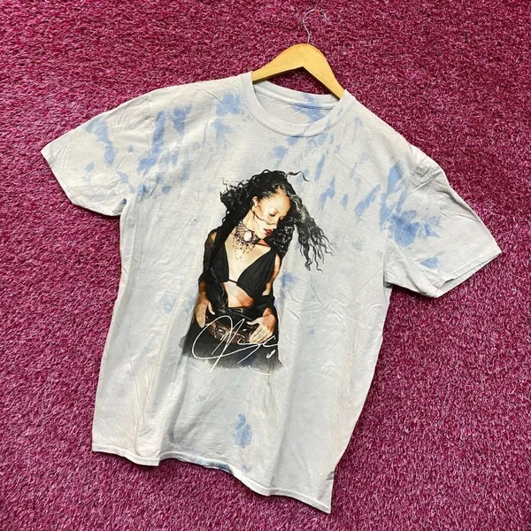 Aaliyah Queen Of RNB Tie dye Tshirt size extra large - Image 3