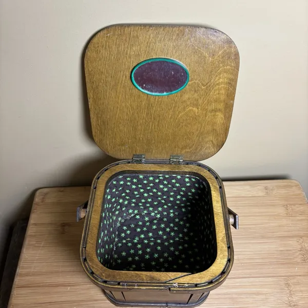 Caro-Nan Hand Painted Wooden Basket Purse‎ Tennessee Lions Club Logo Vintage - Image 8