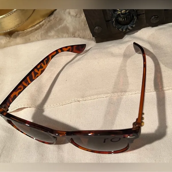 Vintage Tortoiseshell Sunglasses Brown Amber Retro Unbranded - Image 11