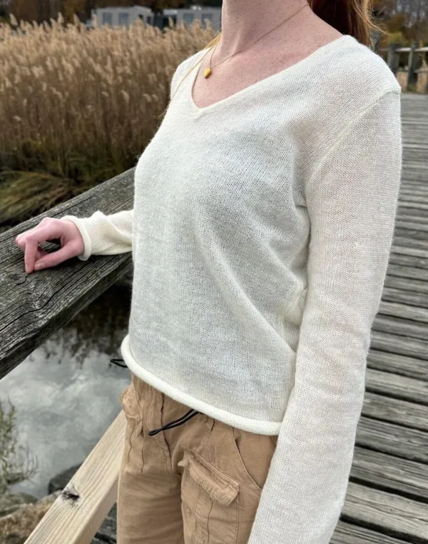 White - Image 4