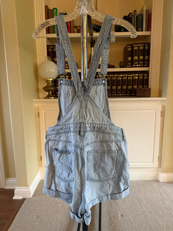 H&M distressed light-wash denim overalls - Image 3