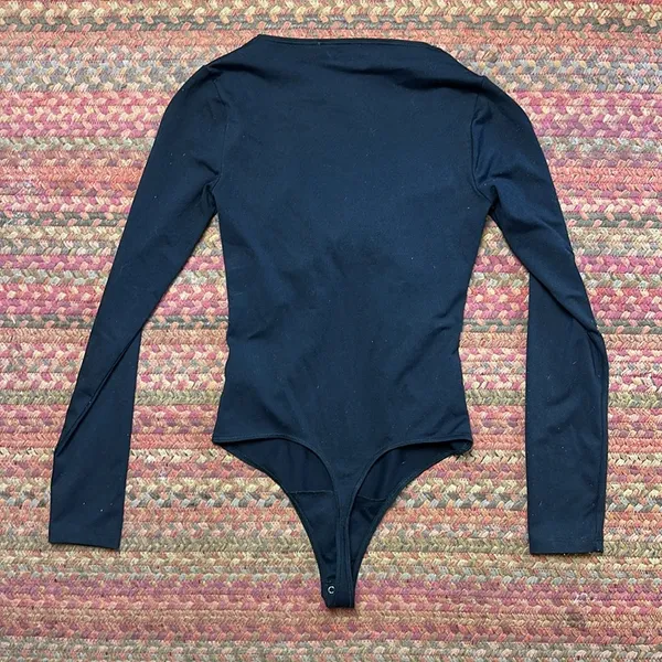 Abercrombie & Fitch Black Soft Af Long Sleeve Cut Out Bodysuit Thong Fit - Image 5