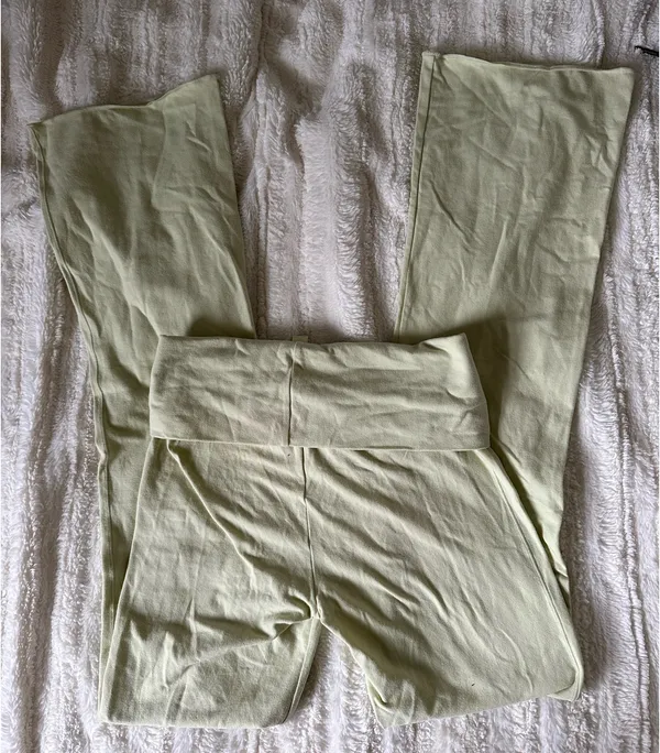 SKIMS Leggings - Image 3