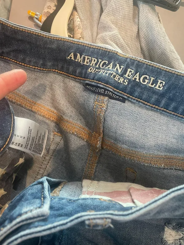 American Eagle Outfitters Jean Shorts - Image 3
