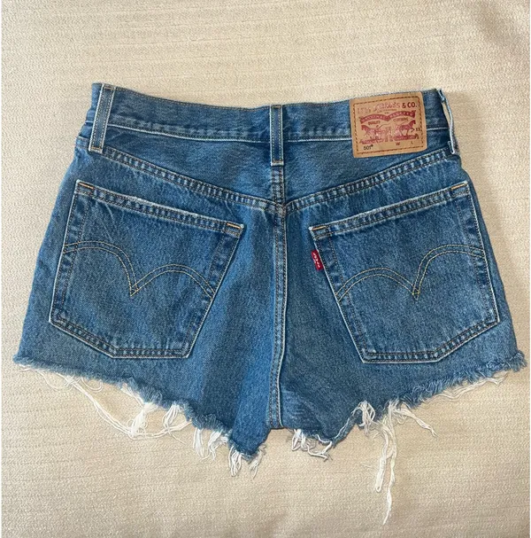 Levi’s 501 Denim Shorts Cut-Off Button Fly - Image 2