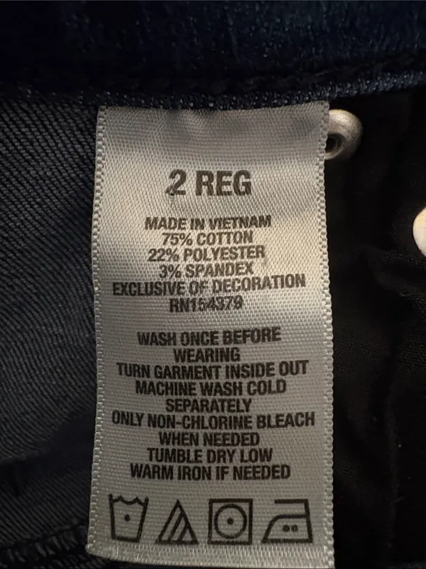 Aeropostale Low Rise Skinny Jeans, Size 2 - Image 6