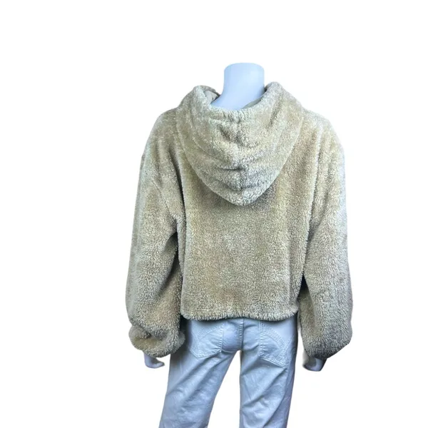 Beach Riot Shayla Teddy Crop Sweatshirt Top - Image 10