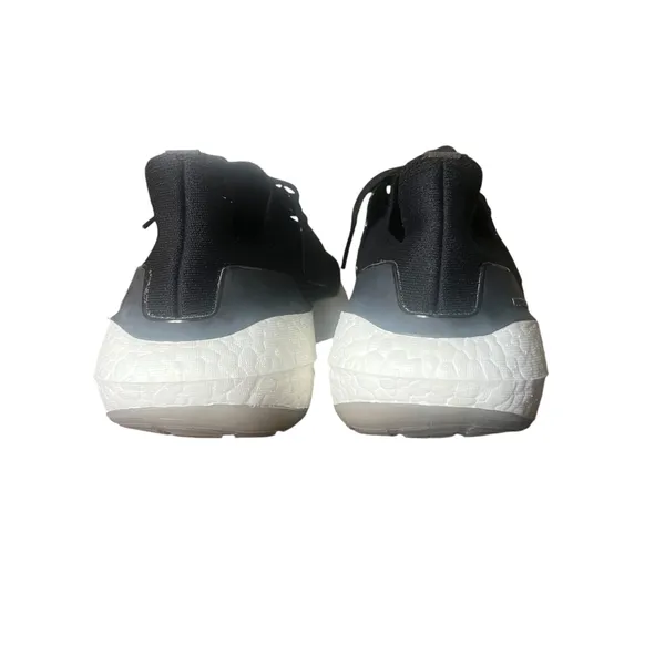 Adidas Ultraboost 22 - Image 6