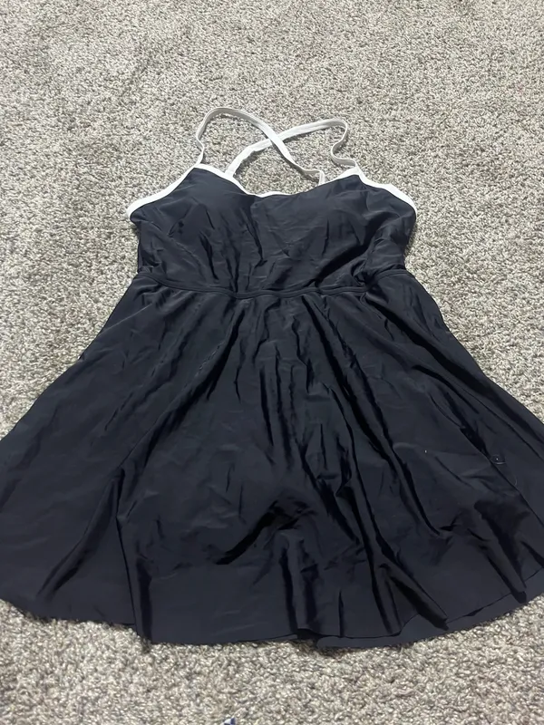 Almaga Women's Scoop Neck Tennis Dress Sleeveless Mini Athletic Dresses with Shorts Pockets Activewear Black Medium - Image 6
