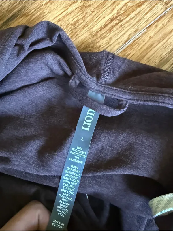 Vuori Halo Performance Hoodie 2.0 Dark Purple Heather Size Large Fig Heather - Image 6