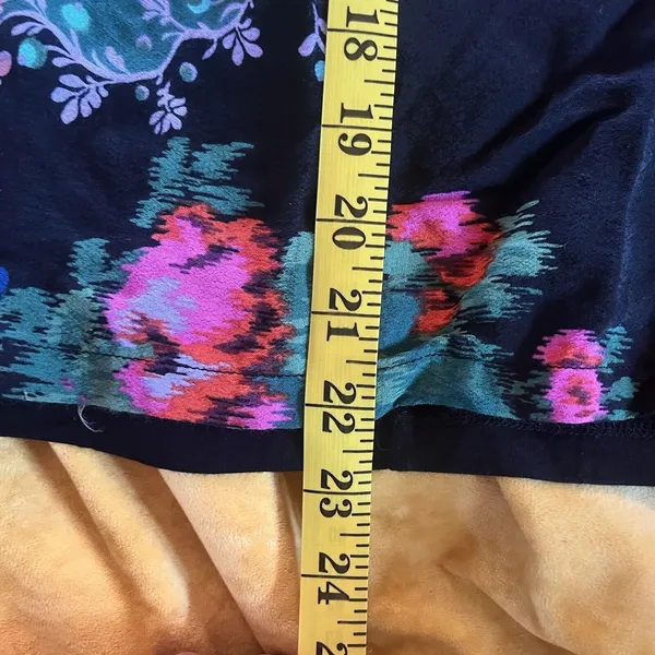 Vanessa Virginia Anthropologie Wanderlust Floral Pleated Sleeveless Top Medium - Image 3