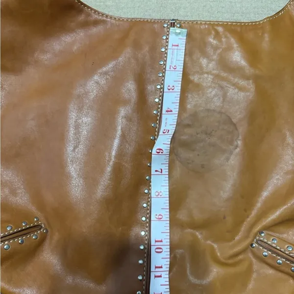 Michael Kors hobo studded leather brown bag - Image 7