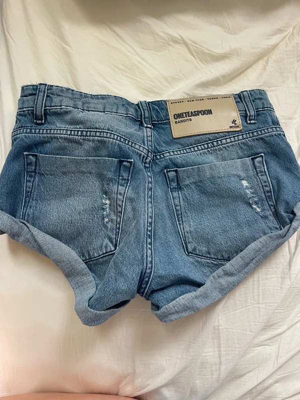 One Teaspoon Shorts Denim - Image 2