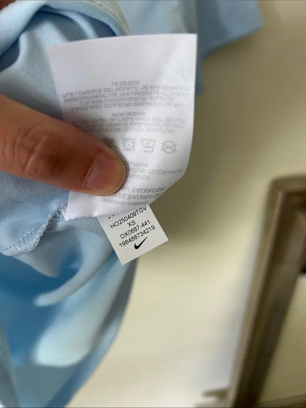 Nike dry fit Tee baby blue workout casual T-shirt XS - Image 6