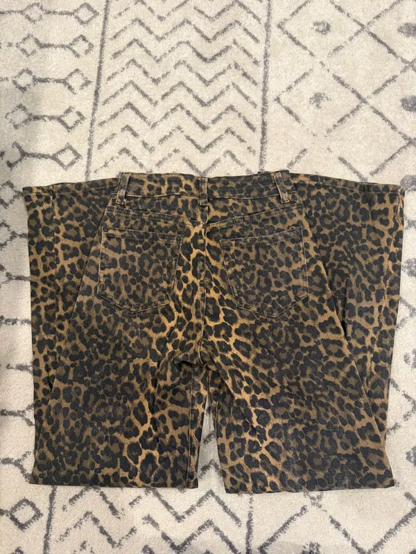 Q2 Leopard Jeans Brown Size XS - Image 3