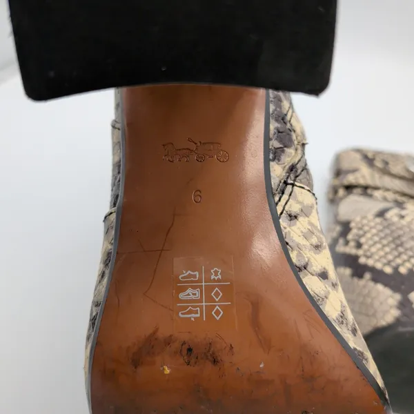Coach Elisa Bootie FG2901 Womens‎ Snakeskin Leather Block Heel Ankle Boots 6B - Image 9