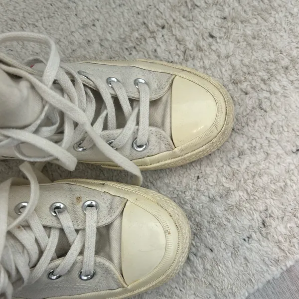 Comme de garçons heart converse collab in size women’s 6 men’s 4 - Image 3