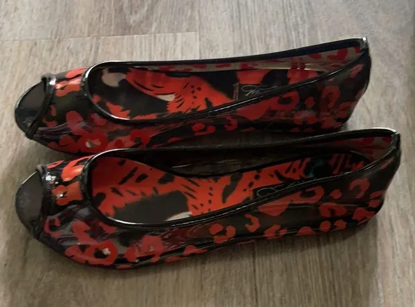Iron Fist Girls Raw Power Peep Tow Flats Size 5 - Image 4