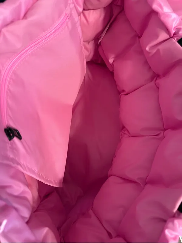 Nike Sportswear Puffer Tote - Image 4