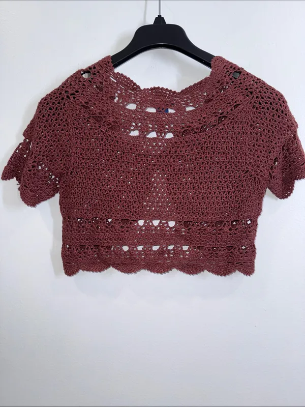 American Eagle crochet knit Y2K burgundy brown open weave shrug size medium - Image 3