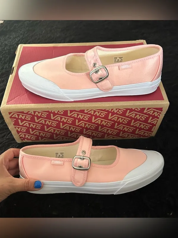 VANS Mary Jane pink rose velvet buckle shoes sneakers women’s 8.5 new - Image 8
