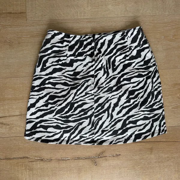 Motel zebra-print mini skirt ♡ - Image 3