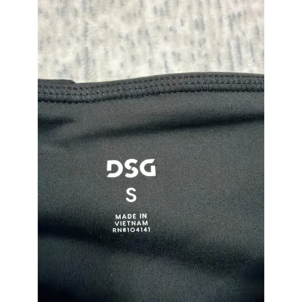 DSG Momentum Womens High-Rise Capri Leggings Pure Black Small‎ DAW12304B - Image 2