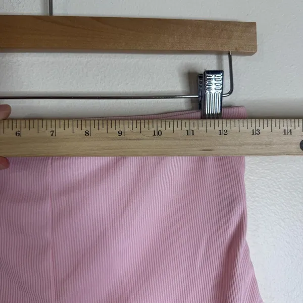 Ribbed Knit Lounge Set Womens Medium Pink Crop Top Shorts Button Stretch Casual - Image 3