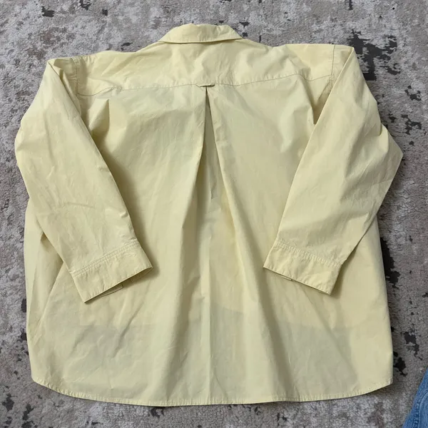 Mod Ref The Ophelia Top Size Medium in Butter Yellow | Boxy Button Down Shirt - Image 3