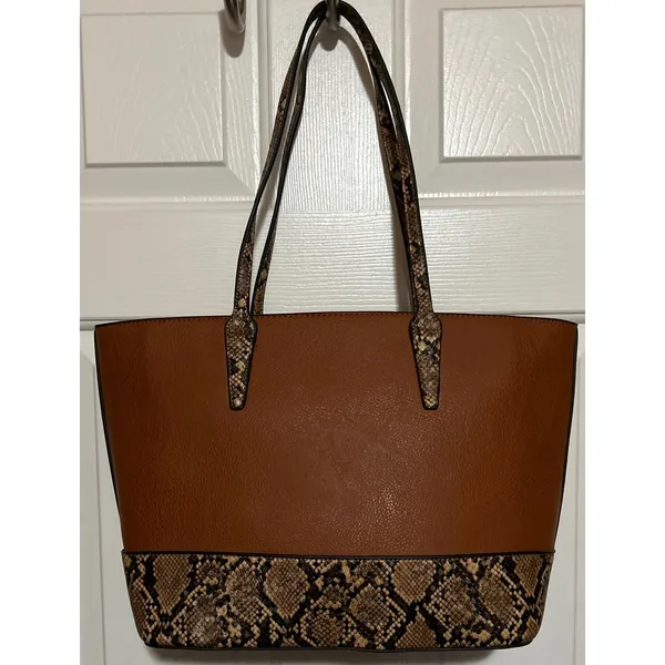 Women’s Light Brown Tote and Smaller Handbag Set‎ Animal Print - Image 2