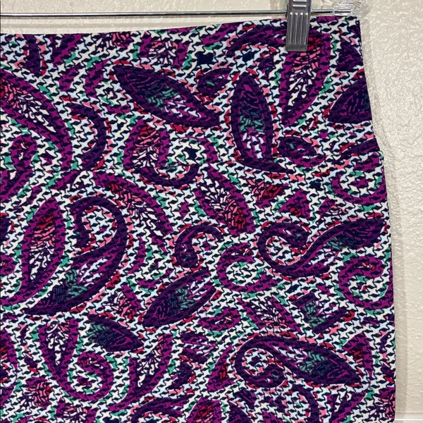 Lularoe Purple/Green Paisley Print Cassie Pencil Skirt Size XL - Image 2
