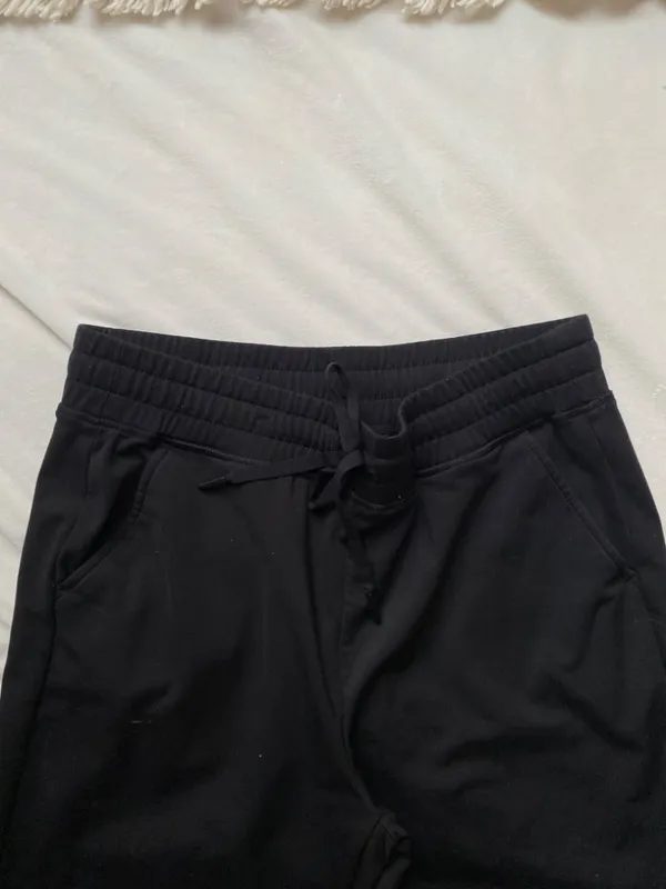 Women’s black dri fit athletic joggers  - Image 4