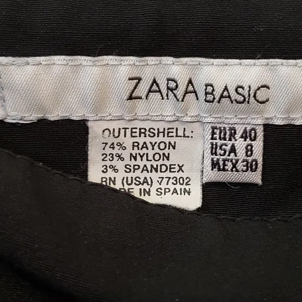 Zara  Cropped Pants - Image 4