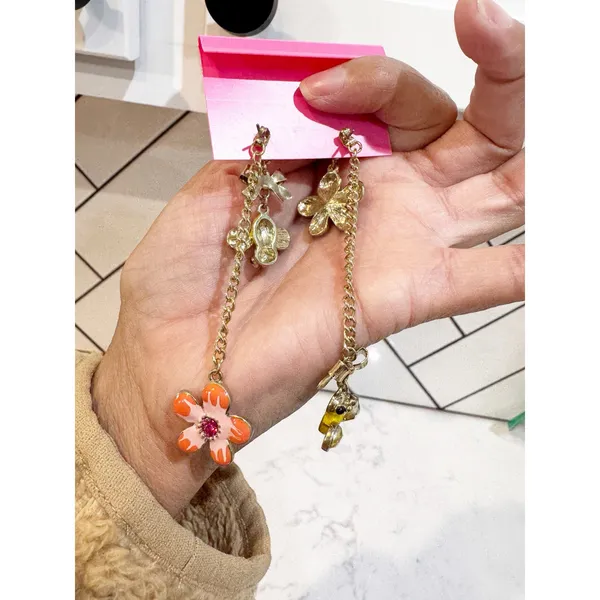 Rare Betsey Johnson mismatched bee flower bow drop earrings crystal accents - Image 6