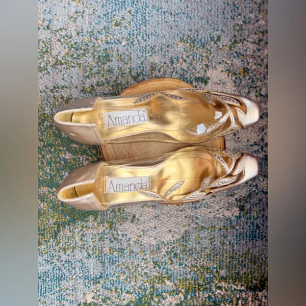Vintage 90s Amanda clear gold floral formal bridal shoes, size 8 - Image 5