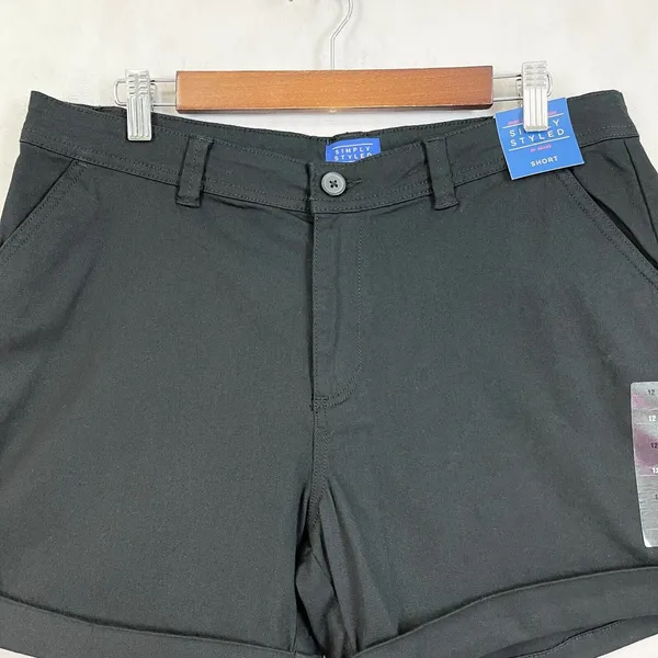 Simply‎ Styled Womens Chino Shorts Size 12 Cuffed Classic Summer Beachy Travel - Image 4