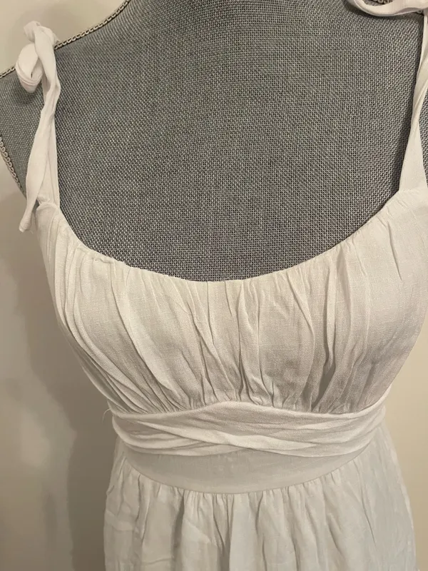 Trixxi White Tiered Tie Shoulder Maxi Dress. Size s - Image 8