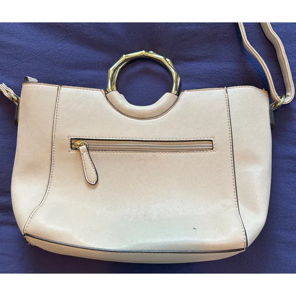 Liz Claiborne Beige Saffiano Crossbody Bag Bamboo Handle Geometric Metallic - Image 9