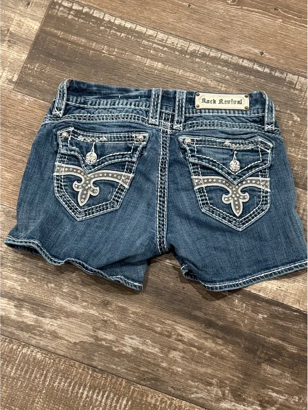Rock Revival "Scarlett" denim shorts, size 27 - Image 2