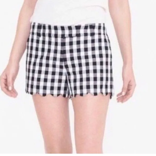 J. Crew Black-and-White Gingham linen Scallop-Hem Shorts - Image 11