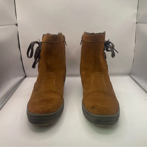 Keds Faux Fur Lined Boots with Bow Accent size 6 - Image 2