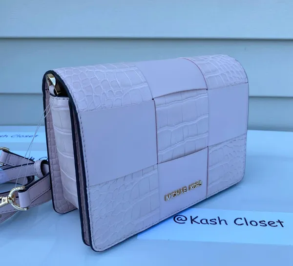 Mk Mercer Sm Clutch Crossbody - Image 2