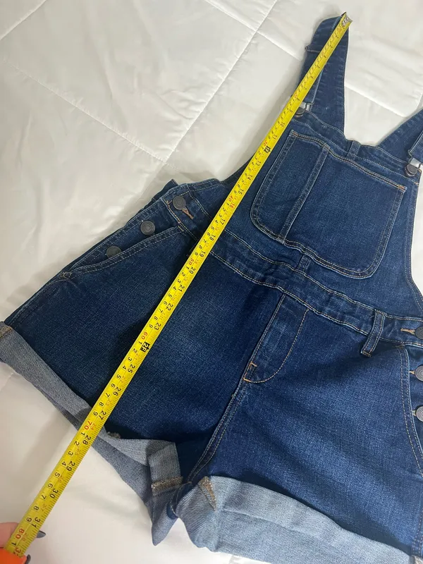 Old Navy Women’s Blue Denim Overall Shorts Dark Wash Retro Classic Trendy Size S - Image 3