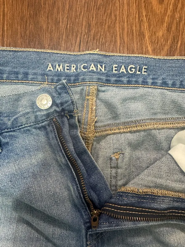 American Eagle Jeans - Image 2