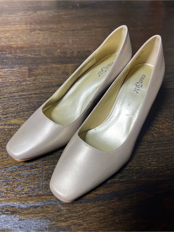East 5th Women’s 7 Wide Champagne Slip-On Dress Pumps Square Toe Block Heel - Image 2