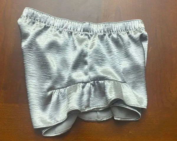 Aerie ladies pajama shorts are a size XS. - Image 6