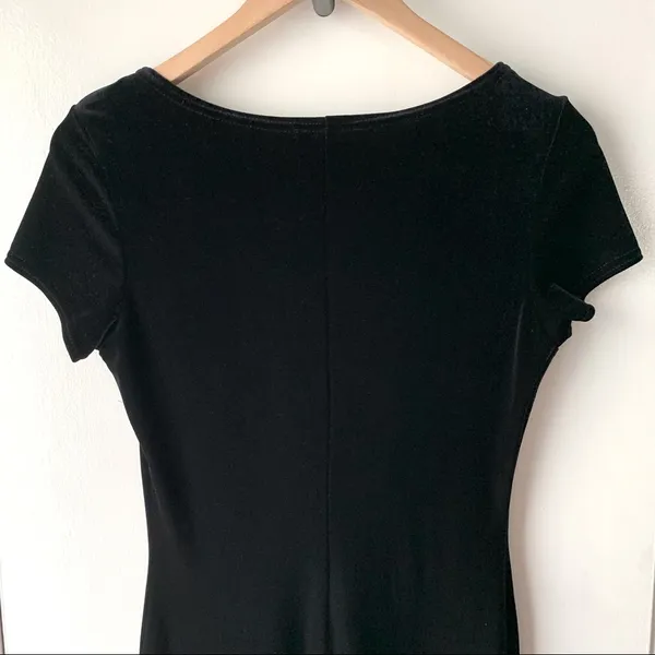 Vintage 90’s Stretchy Black Velvet Dress - Image 5