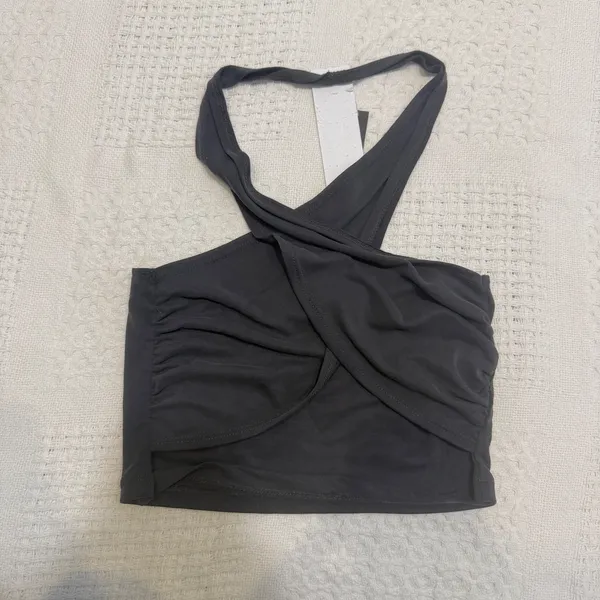new Noisy May medium cropped halter top TS 3120 - Image 7