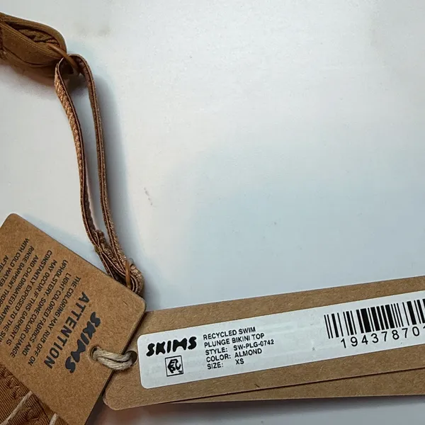 NWT Skims Plunge Bikini Top - Image 4